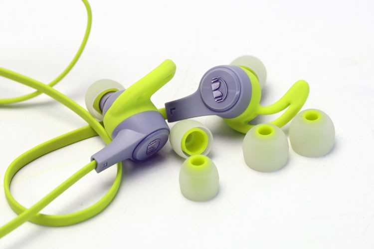 Monster isport achieve wireless