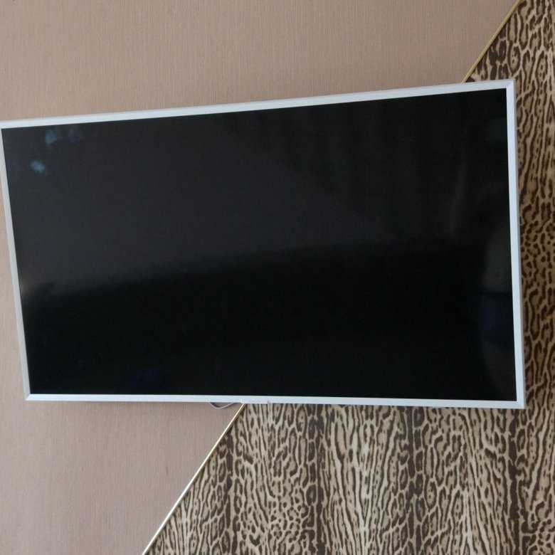 Samsung UE43N5510AU - короткий, но максимально информативный обзор. Для большего удобства, добавлены характеристики, отзывы и видео.
